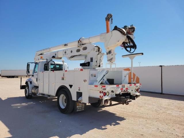 Image of International Durastar 4300 equipment image 2