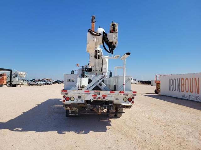 Image of International Durastar 4300 equipment image 3