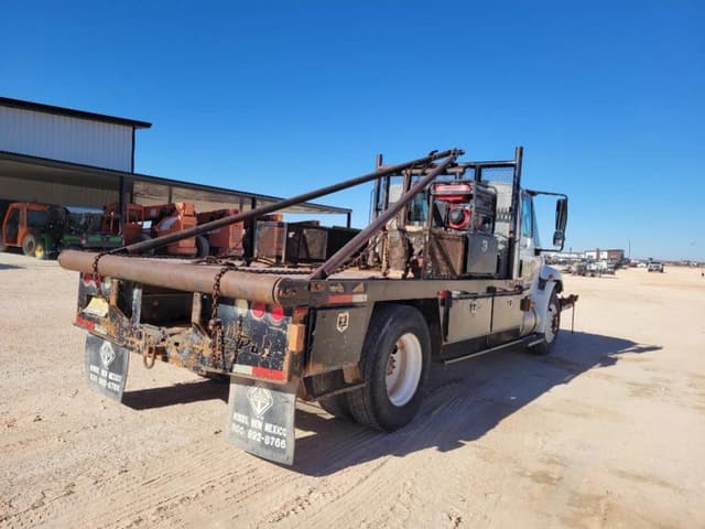 Image of International Durastar 4300 equipment image 4