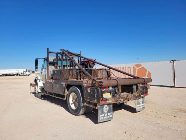 Image of International Durastar 4300 equipment image 2