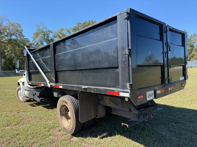 Image of International Durastar 4300 equipment image 2