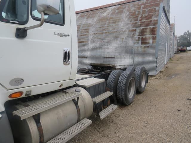 Image of International ProStar equipment image 1