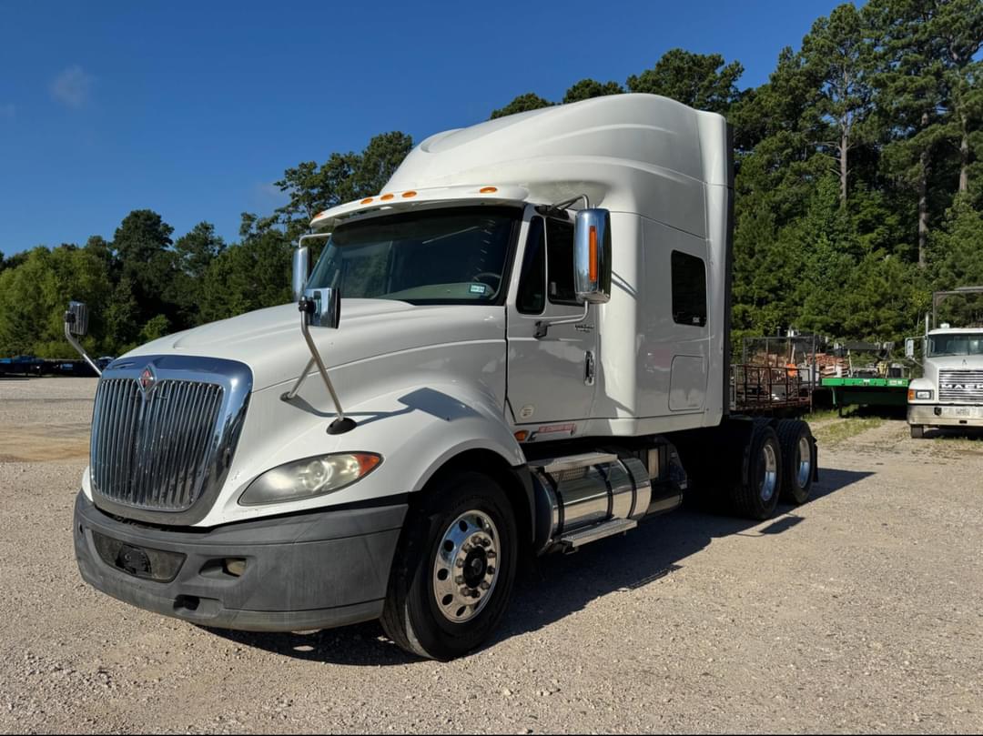 Image of International ProStar Primary image