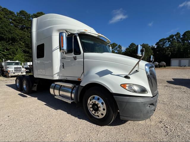Image of International ProStar equipment image 1