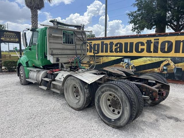 Image of International Prostar Plus equipment image 1