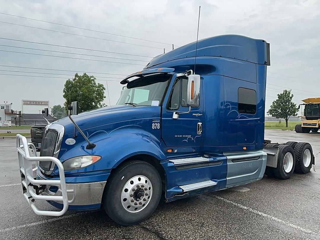 Image of International ProStar Plus 122 Primary image