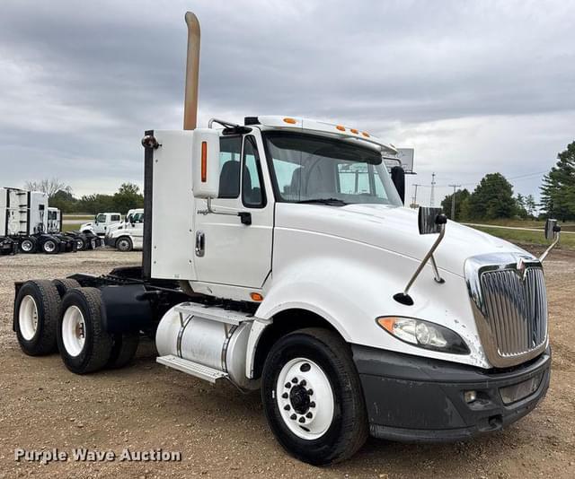 Image of International Prostar Plus equipment image 2