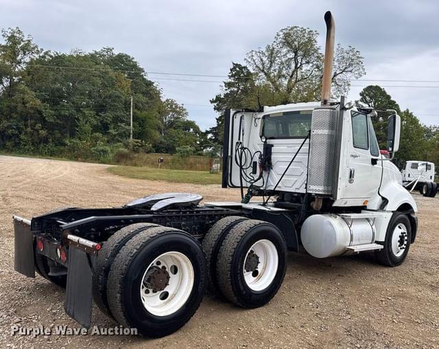 Image of International Prostar Plus equipment image 4