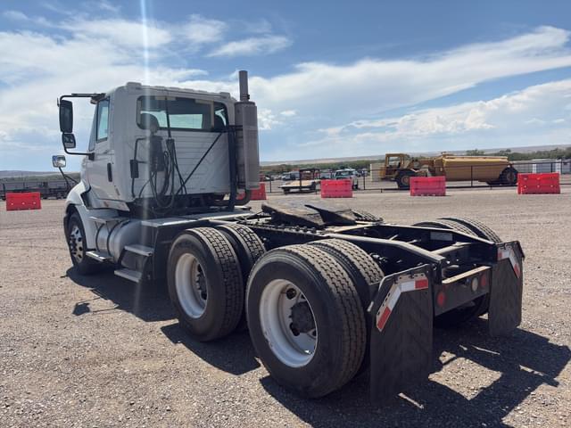 Image of International Prostar Plus equipment image 2