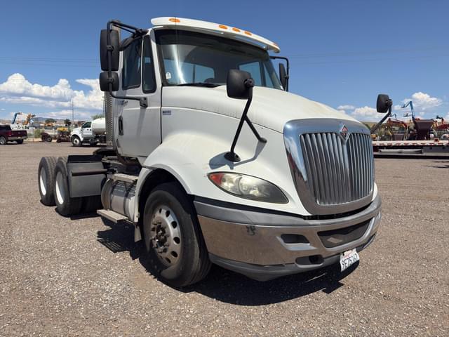 Image of International Prostar Plus equipment image 1