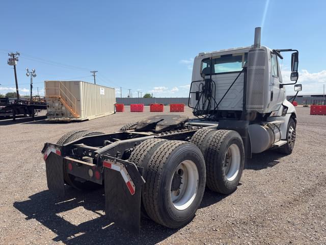 Image of International Prostar Plus equipment image 3
