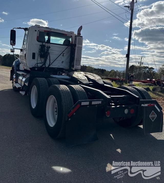 Image of International ProStar equipment image 1