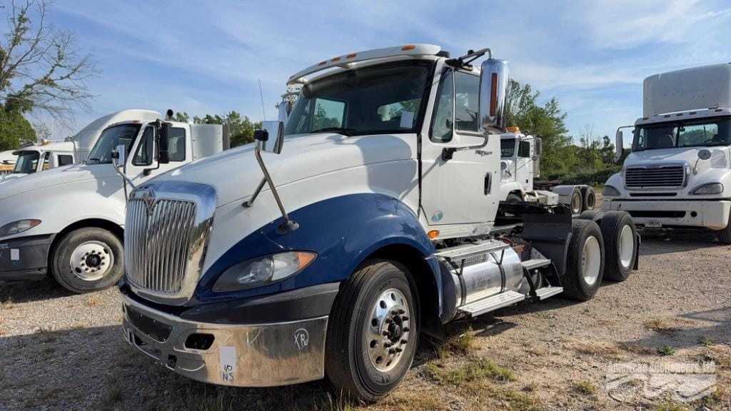 2013 International ProStar Equipment Image0