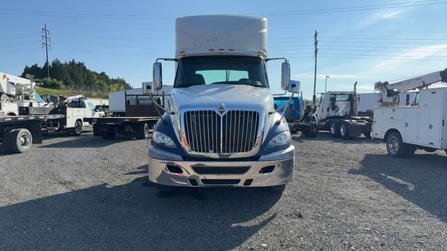 Image of International ProStar equipment image 1