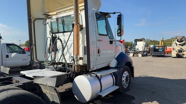 Image of International ProStar equipment image 4