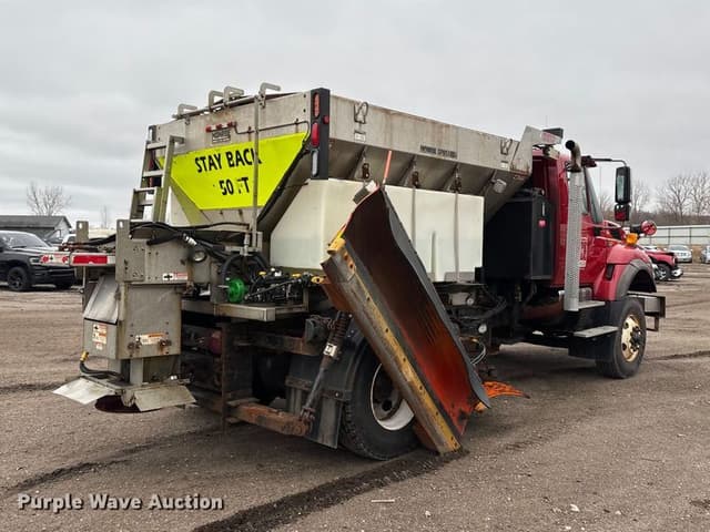 Image of International Workstar 7400 equipment image 4