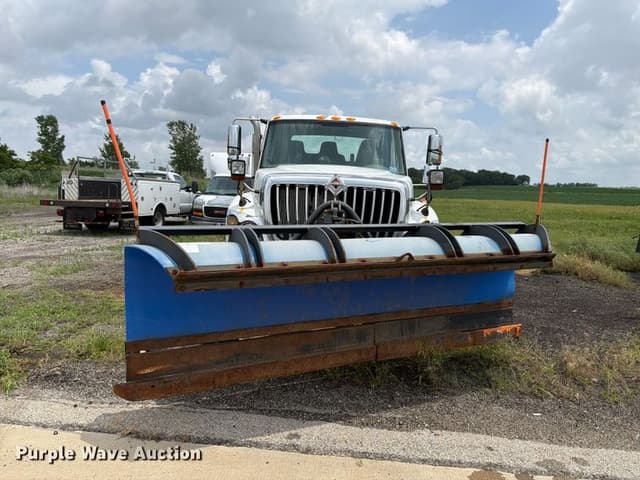 Image of International 7400 Workstar equipment image 1