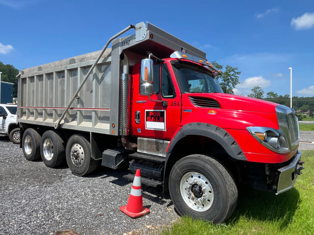 Image of International WorkStar 7600 equipment image 3