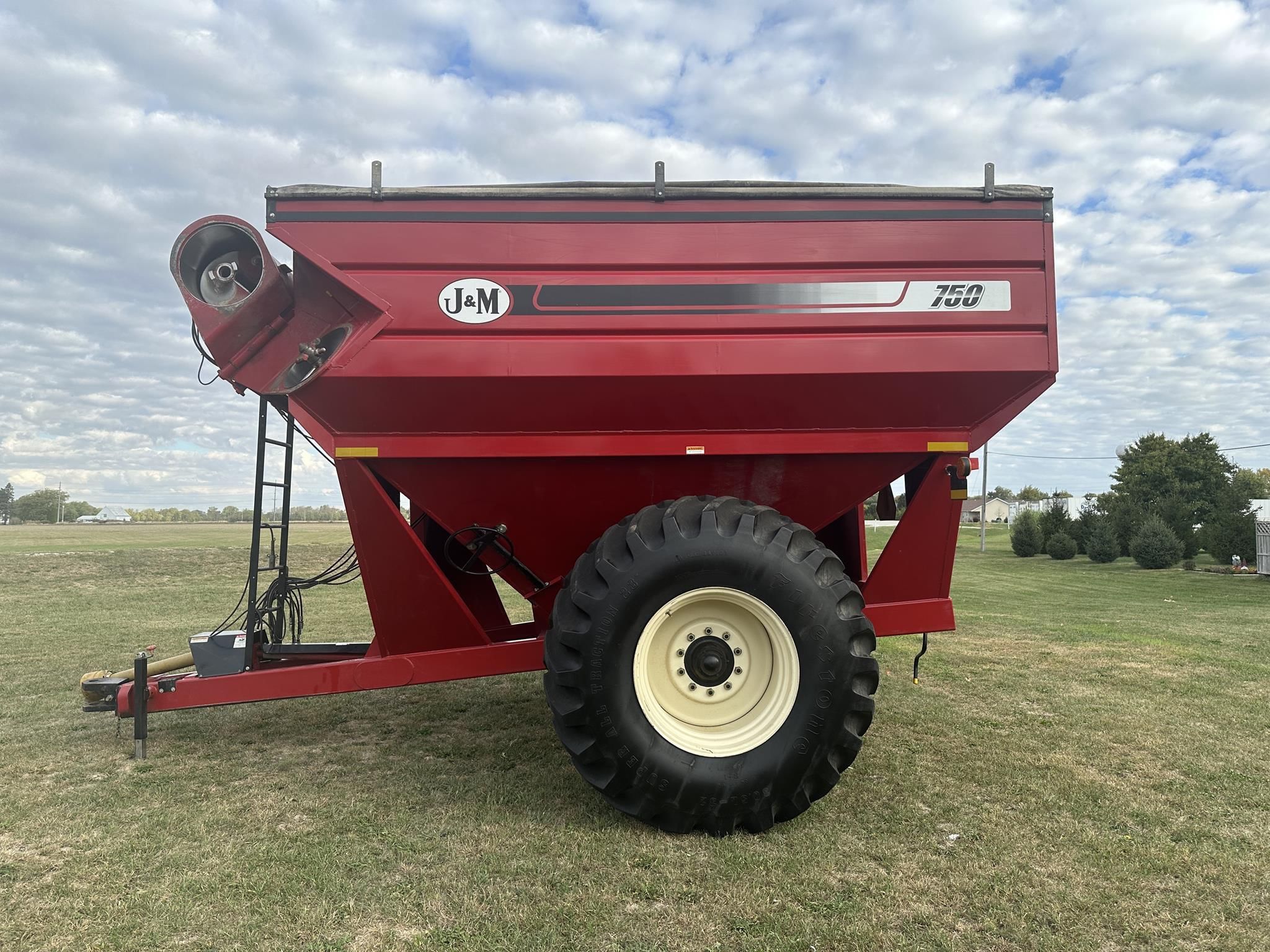 2013 J&M 750-18 Equipment Image0