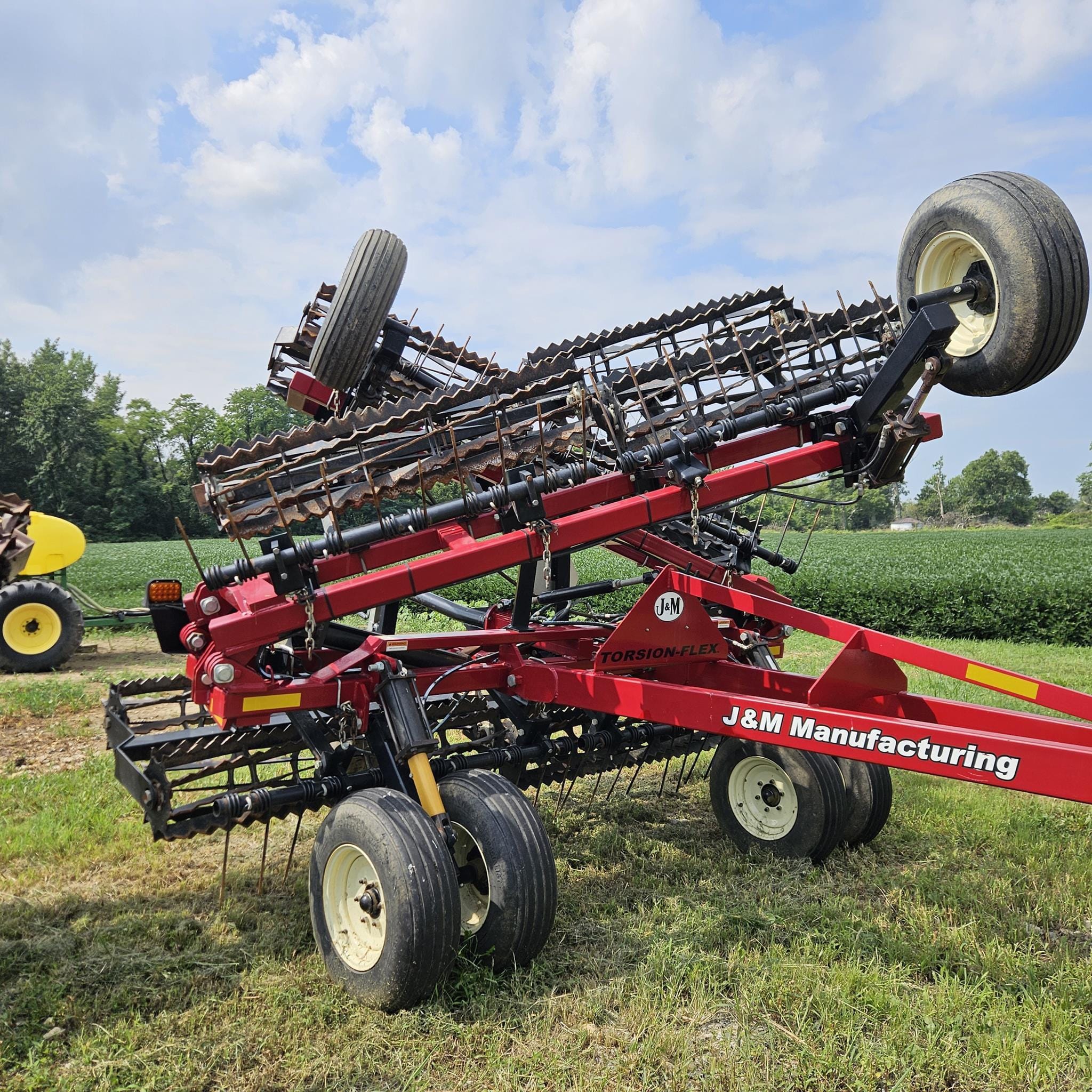 2013 J&M TF212 Equipment Image0