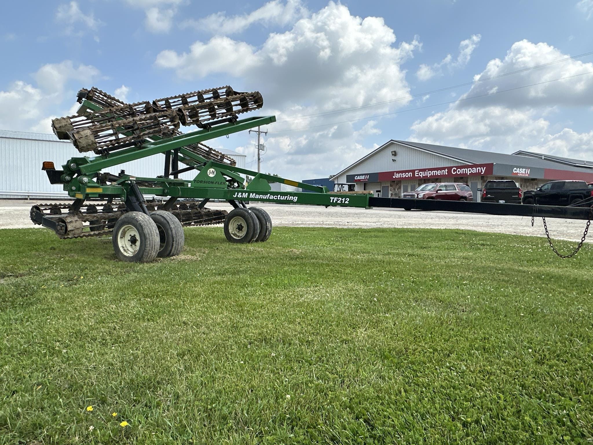 2013 J&M TF212 Equipment Image0