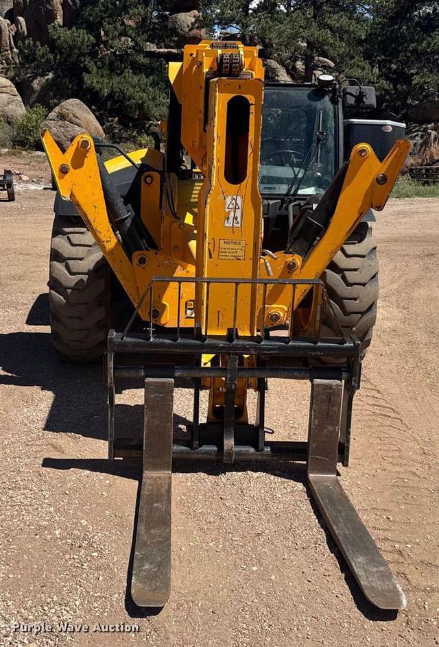 Image of JCB 510-56 equipment image 1