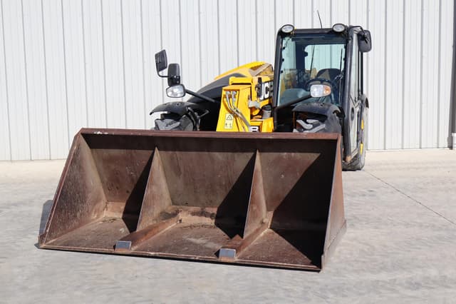 Image of JCB 527-58 Agri equipment image 3