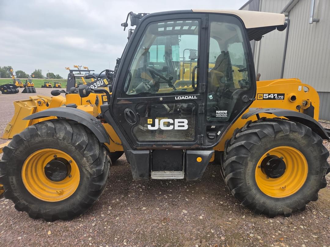 Image of JCB 541-70 Agri Plus Primary image