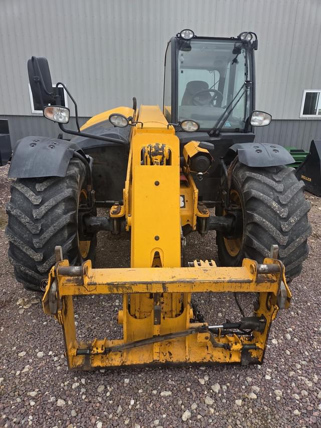 Image of JCB 541-70 Agri Plus equipment image 2