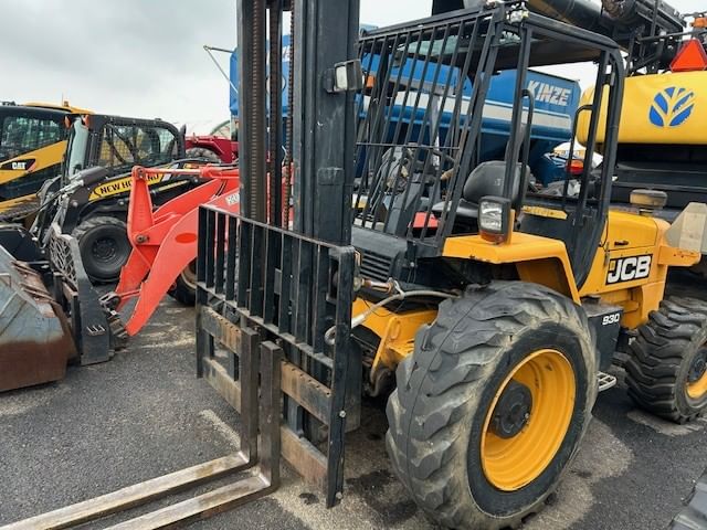 2013 JCB 930 Equipment Image0