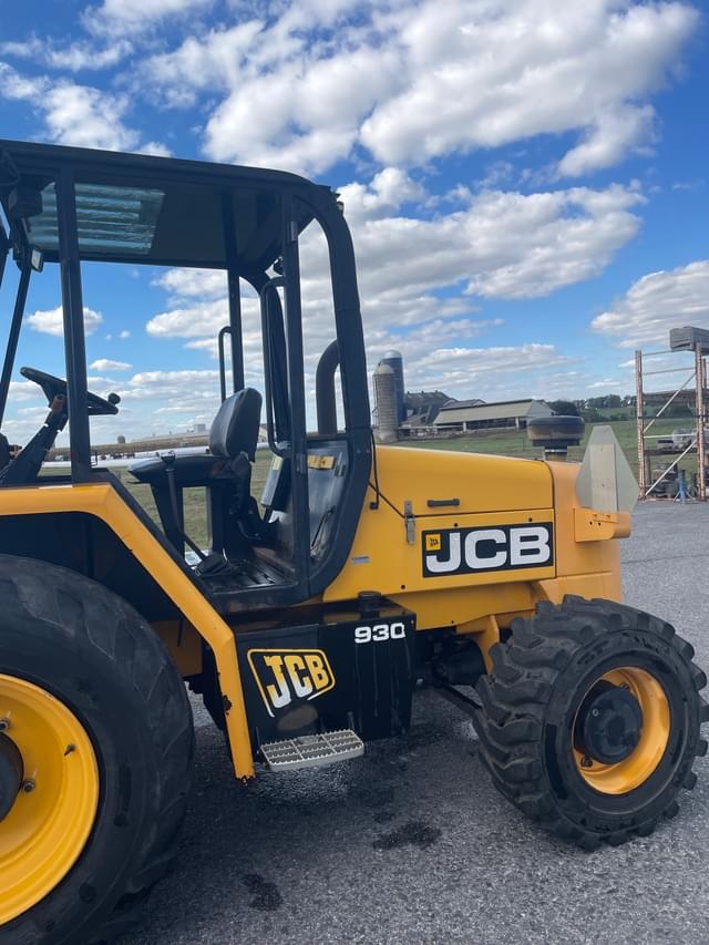 Image of JCB 930 equipment image 2