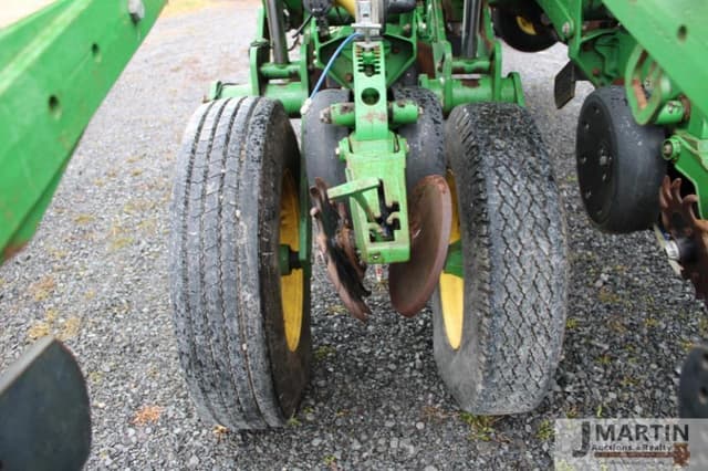 Image of John Deere 1790 equipment image 4