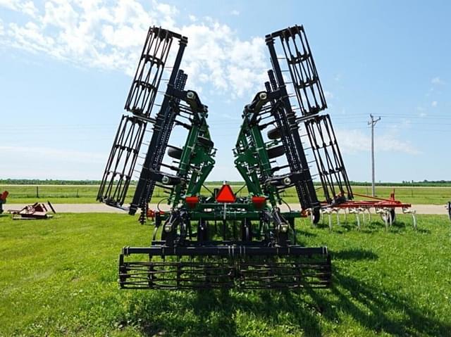 Image of John Deere 2310 equipment image 3