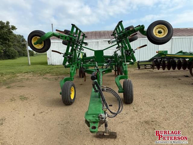 Image of John Deere 2410 equipment image 2