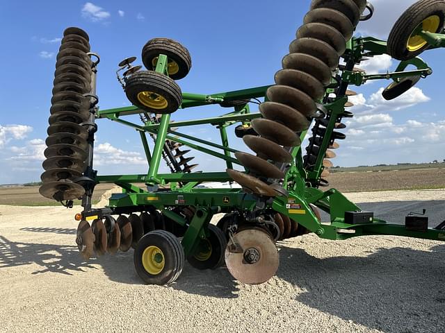 Image of John Deere 2623 equipment image 4