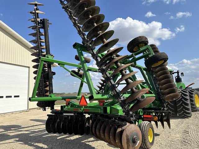 Image of John Deere 2623 equipment image 3