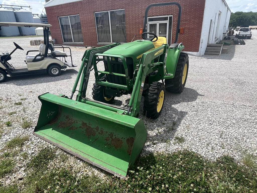 Main image John Deere 3038E