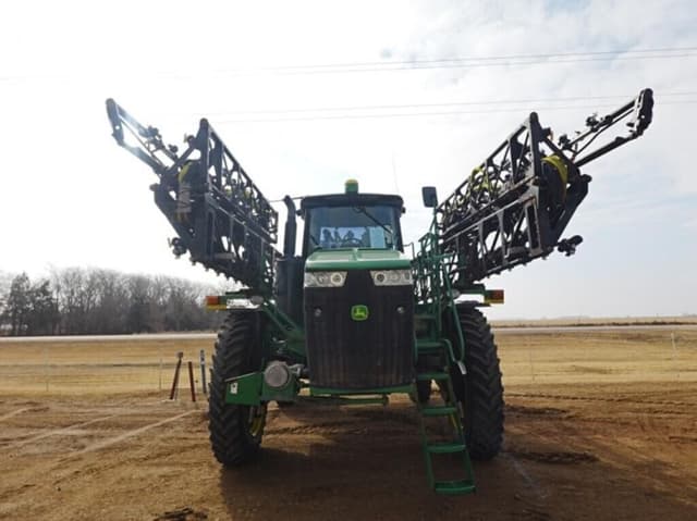 Image of John Deere 4940 equipment image 4