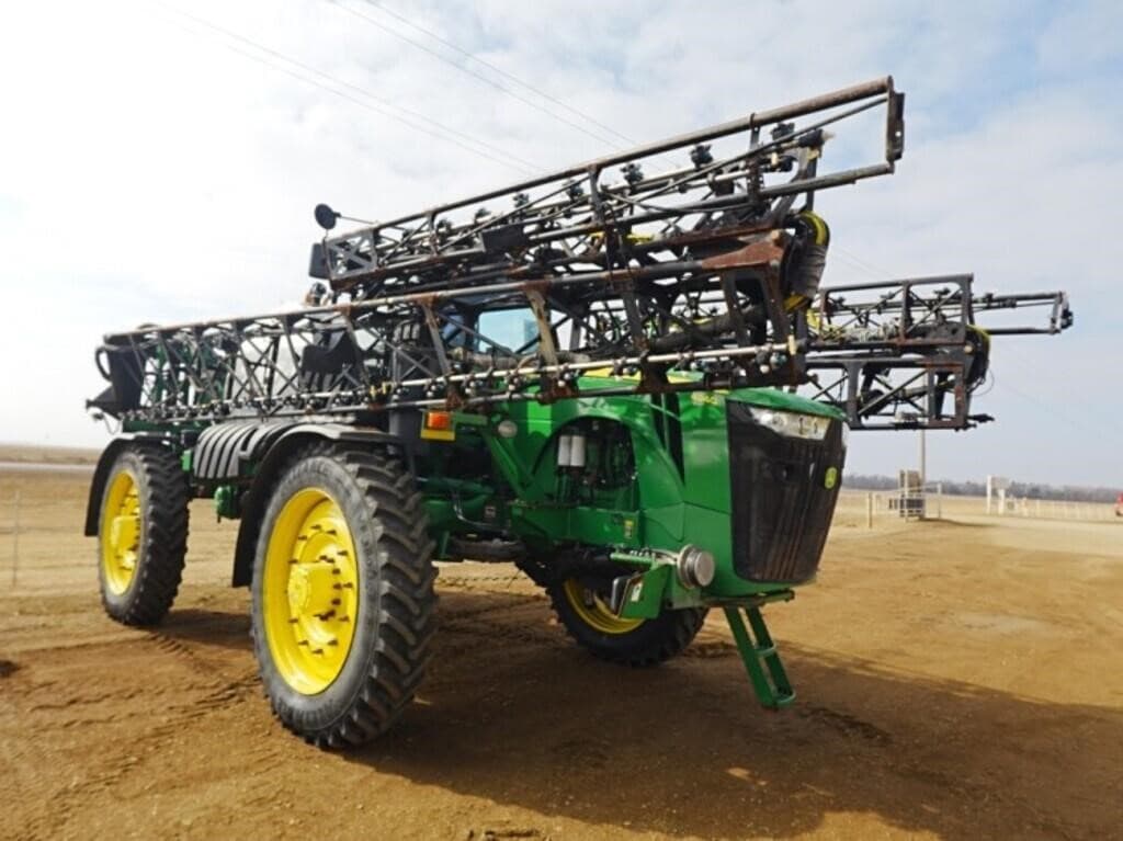 Image of John Deere 4940 Primary image