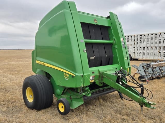 Image of John Deere 569 Premium equipment image 2