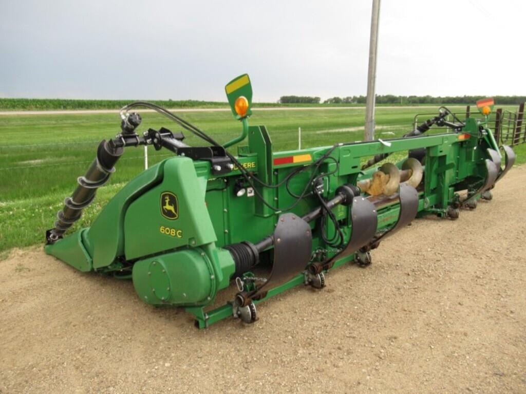 Image of John Deere 608C Primary image
