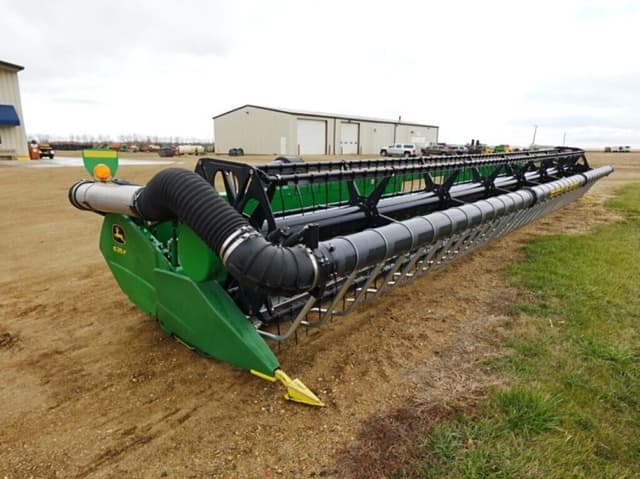 Image of John Deere 635F equipment image 2