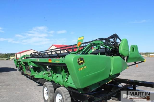 Image of John Deere 635FD equipment image 2