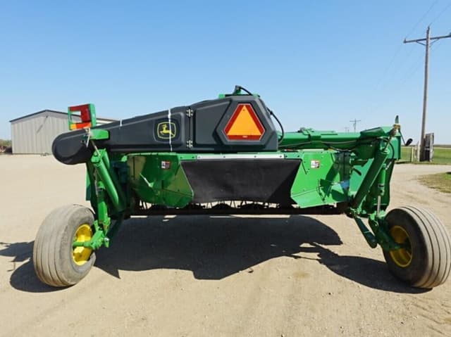 Image of John Deere 946 equipment image 4