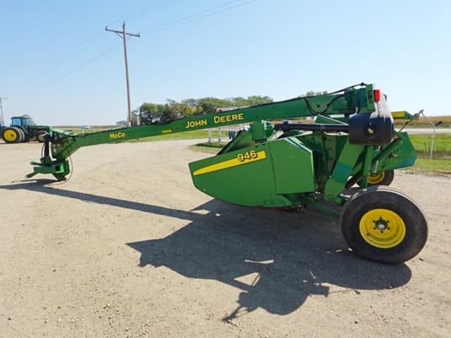 Image of John Deere 946 equipment image 3