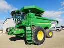 2013 John Deere S690 Image