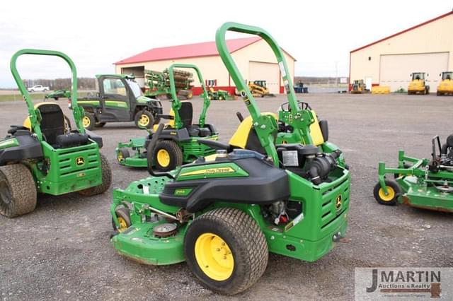 Image of John Deere Z915B equipment image 2