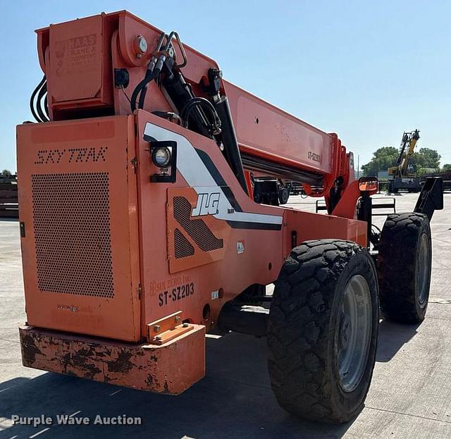 Image of JLG 10054 equipment image 4
