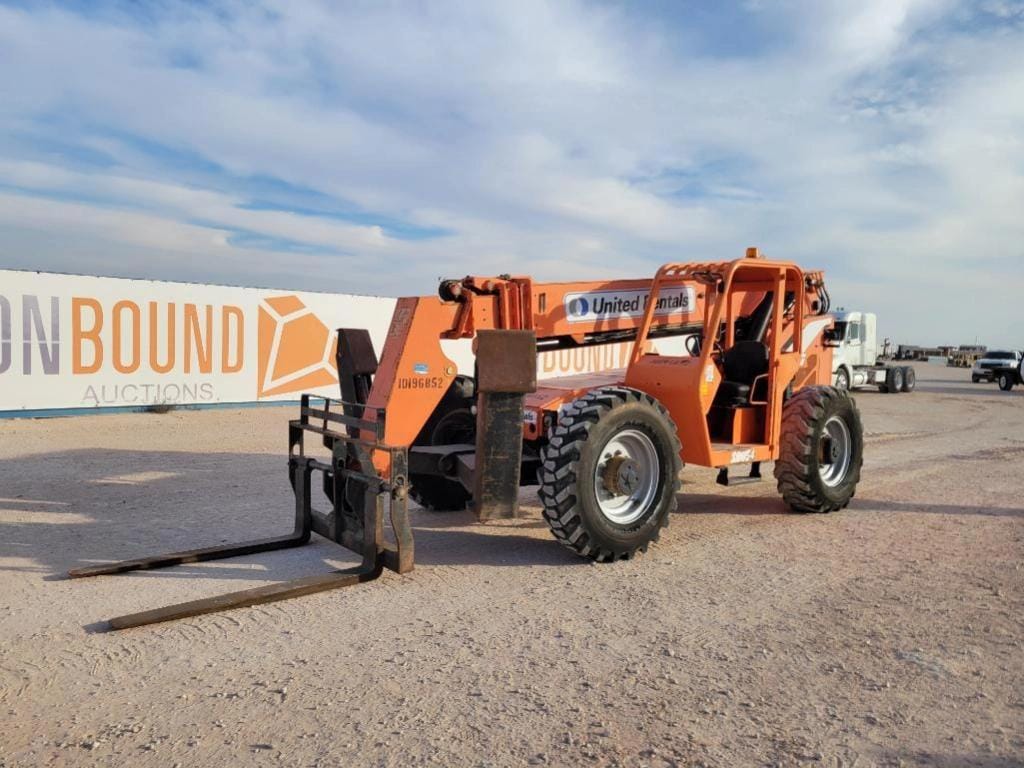 2013 JLG 10054 Image