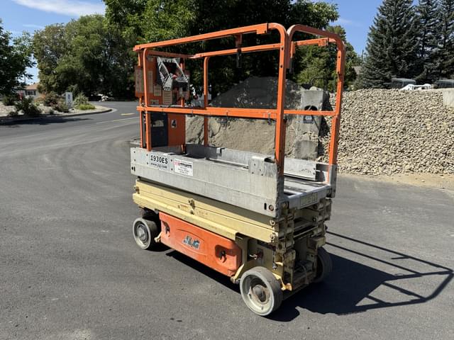 Image of JLG 1930ES equipment image 2